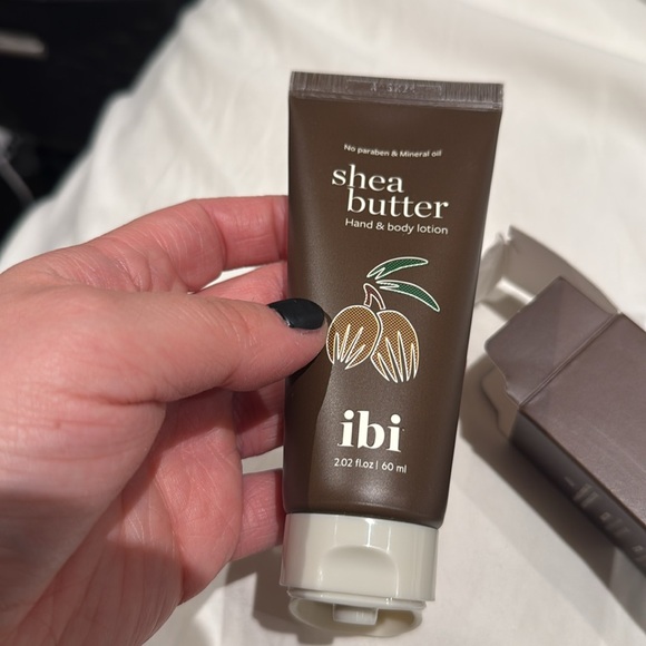 Ibi shea butter hand and body lotion - Picture 3 of 4